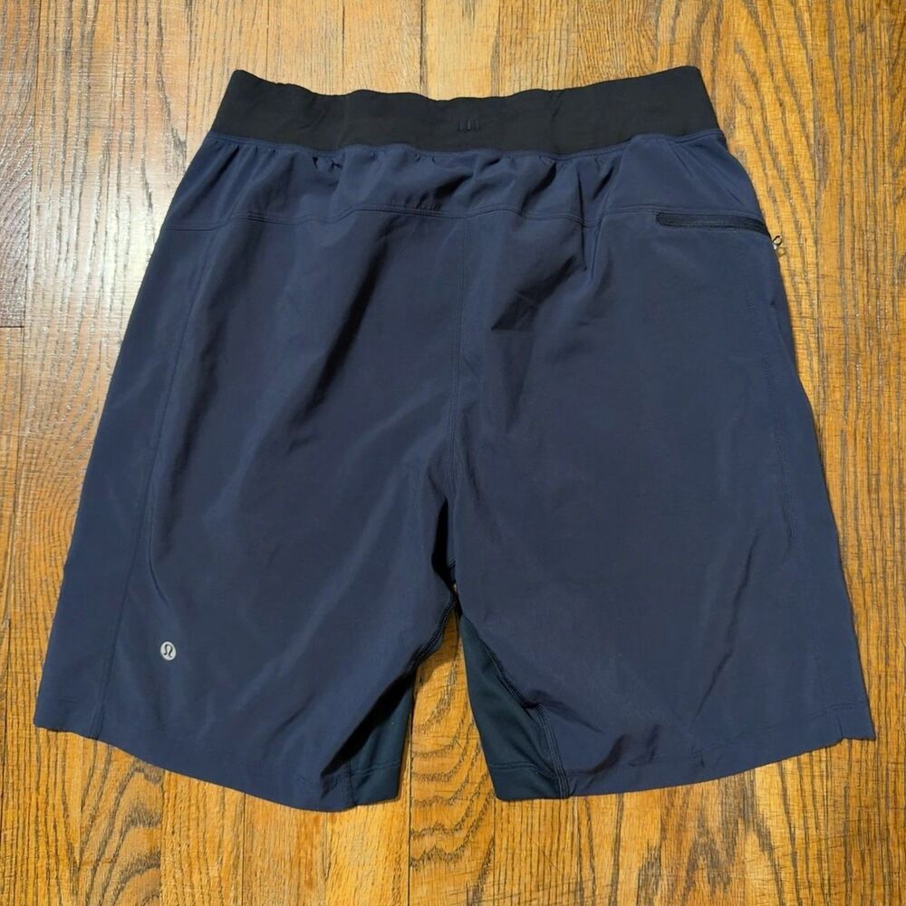 Lululemon Men’s T.H.E. Shorts Navy Linerless Gym Workout Stretch Medium Euc 9”
